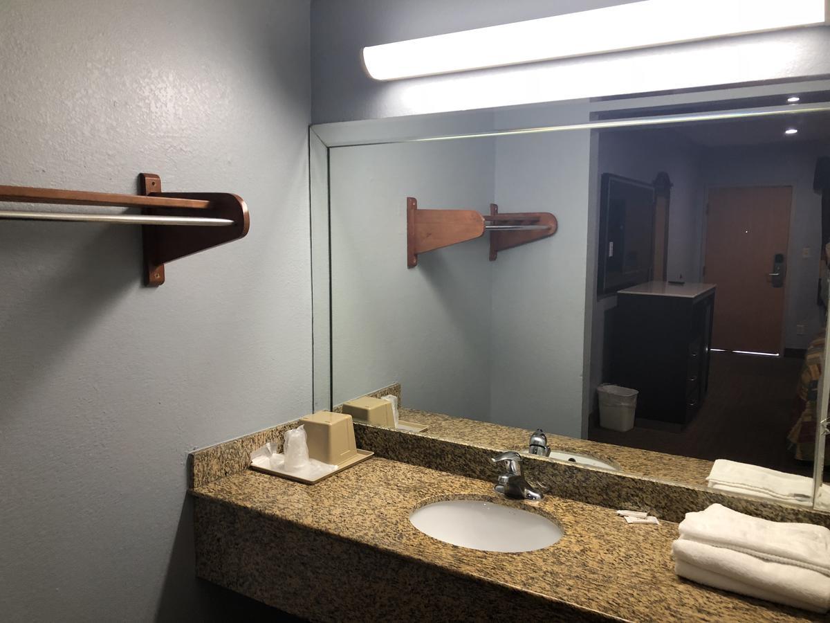 La Mirage Inn Lax Airport West Athens Εξωτερικό φωτογραφία